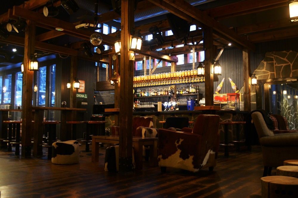Ski-Inn Hotel Pyhaetunturi ภายนอก รูปภาพ